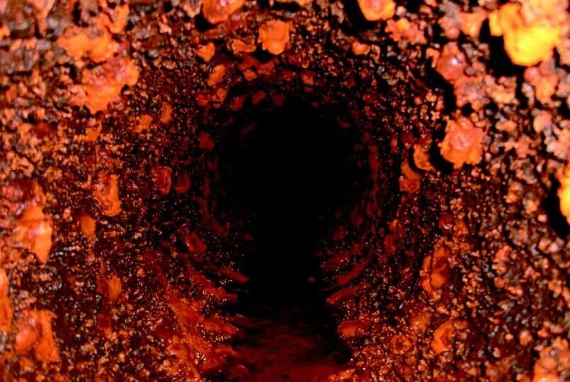 Tuberías oxidadas por hierro. Foto: RS Ingeniería